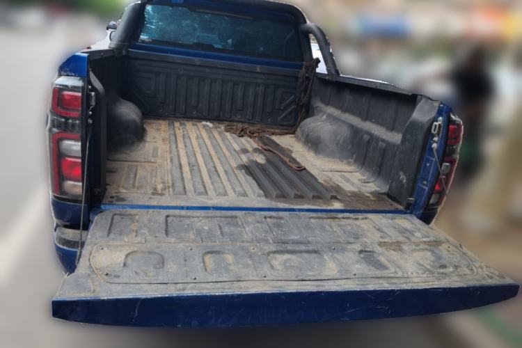 Used Great Wall Poer 2023 2.0T Commercial Version Automatic Diesel 4x4 Elite Long-Box GW4D20M Trunk