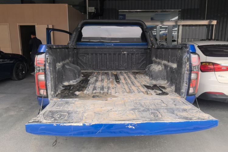 Used Great Wall Poer 2023 2.0T Commercial Version Automatic Diesel Two-Wheel Drive Elite Trim with Long Bed – GW4D20M Trunk