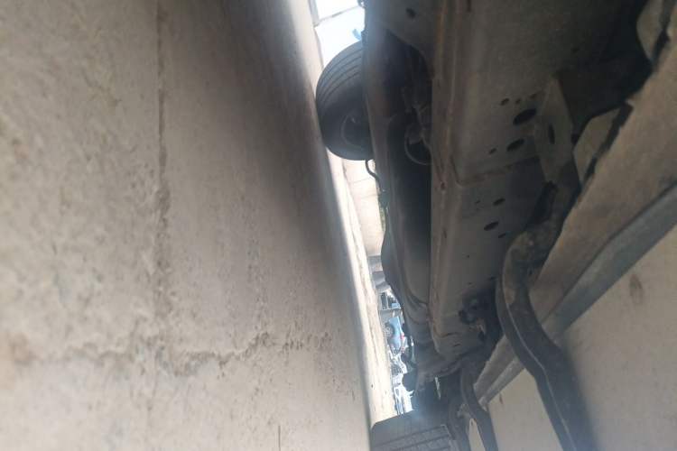 Used Great Wall Poer 2023 2.0T Passenger Version Automatic Diesel 4x4 Comfort Trim – GW4D20M Chassis Front Left