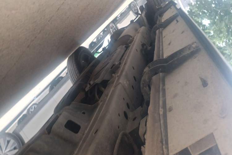 Used Great Wall Poer 2023 2.0T Passenger Version Automatic Diesel 4x4 Comfort Trim – GW4D20M Chassis Front Right