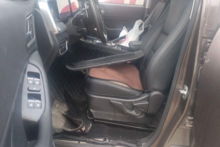 Used Great Wall Poer 2023 2.0T Passenger Version Automatic Diesel 4x4 Comfort Trim – GW4D20M Driver Seat