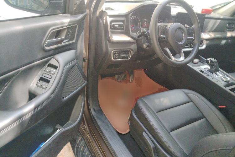 Used Great Wall Poer 2023 2.0T Commercial Version Automatic Diesel Two-Wheel Drive Elite Trim with Long Bed – GW4D20M Driver Seat
