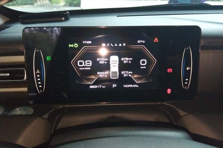 Used Great Wall Poer 2023 2.0T Passenger Version Automatic Diesel Two-Wheel Drive Comfort Trim – GW4D20M Instrument Cluster
