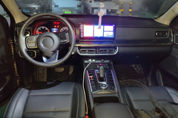Used Great Wall Poer 2023 2.0T Commercial Version Automatic Diesel 4x4 Elite Long-Box GW4D20M Interior 2