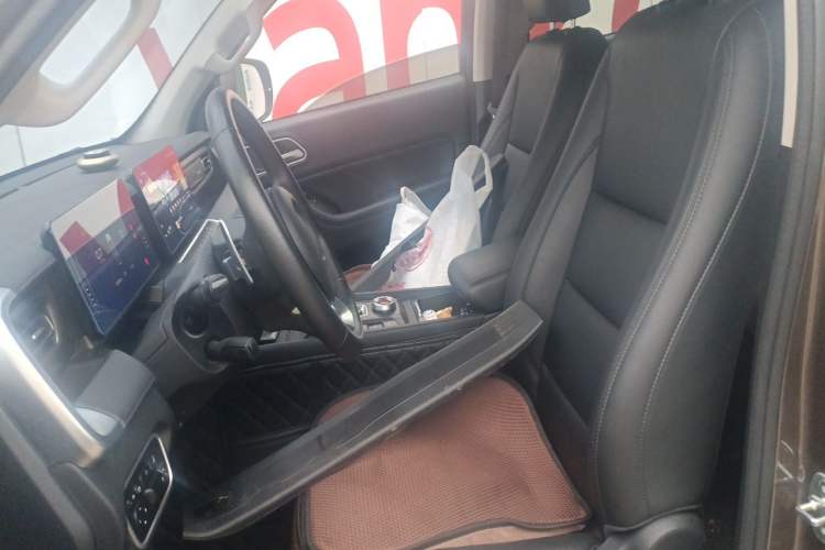 Used Great Wall Poer 2023 2.0T Passenger Version Automatic Diesel 4x4 Comfort Trim – GW4D20M Left Front Seat