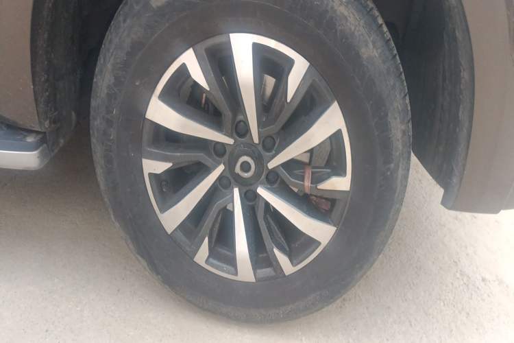 Used Great Wall Poer 2023 2.0T Passenger Version Automatic Diesel 4x4 Comfort Trim – GW4D20M Right Front Wheel Hub