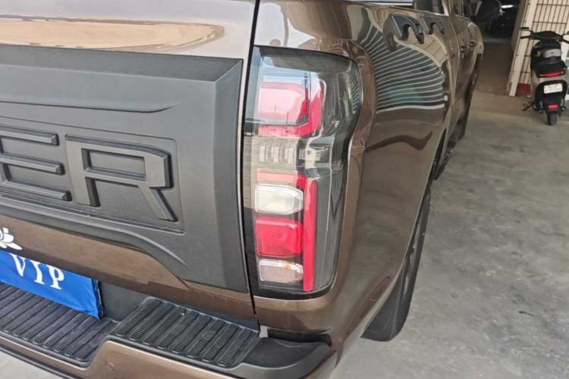 Used Great Wall Poer 2023 2.0T Commercial Version Automatic Diesel 4x4 Elite Long-Box GW4D20M Right Rear Taillight