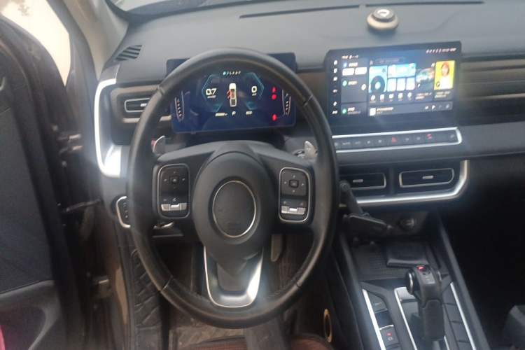 Used Great Wall Poer 2023 2.0T Passenger Version Automatic Diesel 4x4 Comfort Trim – GW4D20M Steering Wheel