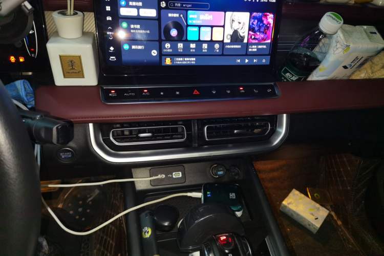 Used Great Wall Poer 2023 2.0T Off-Road Edition Automatic Diesel 4x4 Mount Everest Version Audio And AC Panel