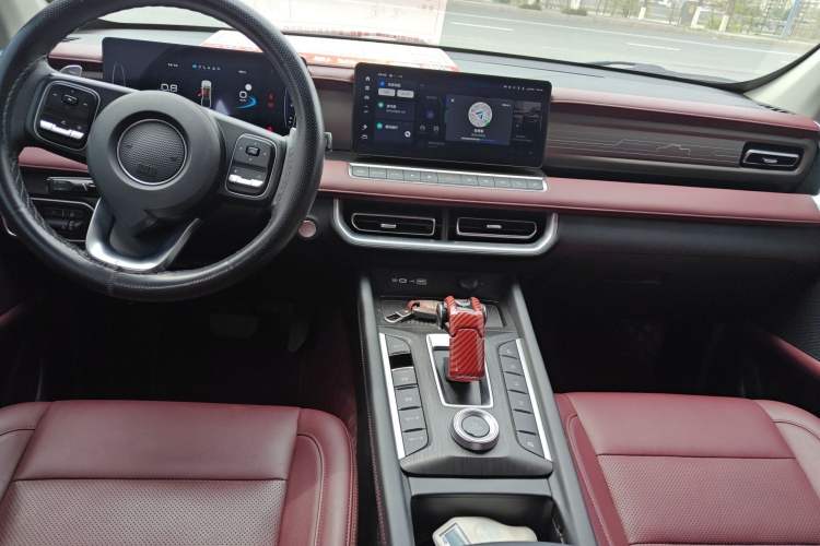 Used Great Wall Poer 2023 2.0T Off-Road Version Automatic Diesel Four-Wheel Drive High-End Edition Audio And AC Panel