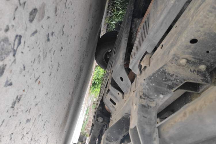 Used Great Wall Poer 2023 2.0T Off-Road Version Automatic Diesel Four-Wheel Drive High-End Edition Chassis Rear Right