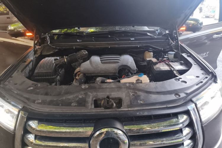 Used Great Wall Poer 2023 2.0T Passenger Version Automatic Diesel 4x4 Prestige Edition GW4D20M Engine Bay