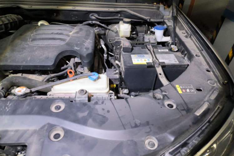 Used Great Wall Poer 2023 2.0T Passenger Version Automatic Diesel 4x4 Comfort Trim – GW4D20M Engine Bay Left