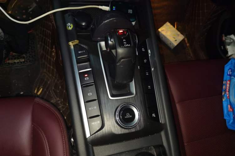 Used Great Wall Poer 2023 2.0T Off-Road Edition Automatic Diesel 4x4 Mount Everest Version Gear Lever
