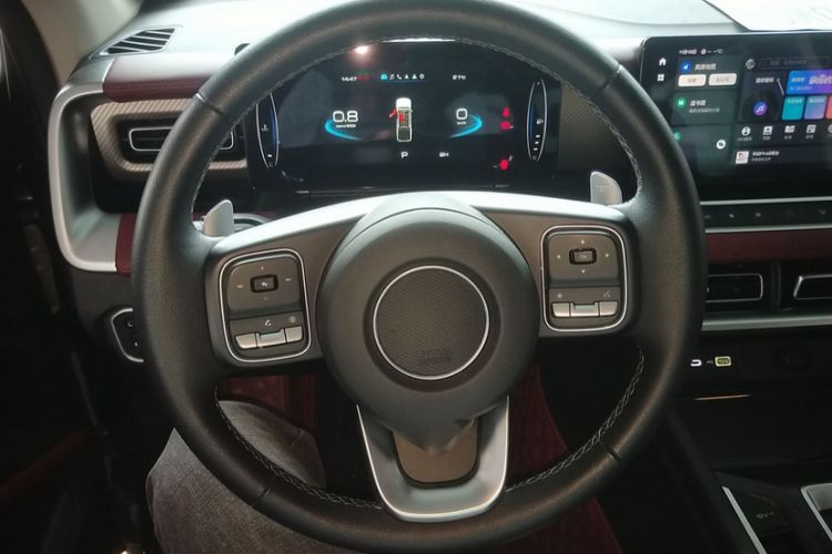 Used Great Wall Poer 2023 2.0T Off-Road Version Automatic Diesel Four-Wheel Drive High-End Edition Interior 1