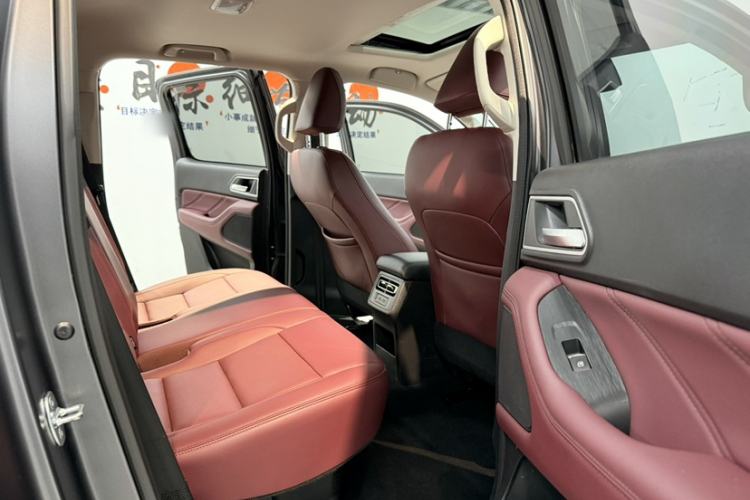 Used Great Wall Poer 2023 2.0T Off-Road Edition Automatic Diesel 4x4 Mount Everest Version Interior 11