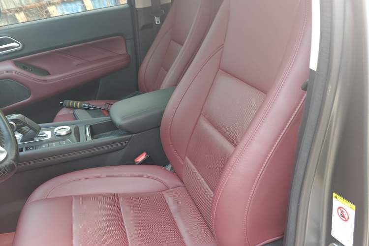 Used Great Wall Poer 2023 2.0T Firebolt Version GW4C20B Left Front Seat