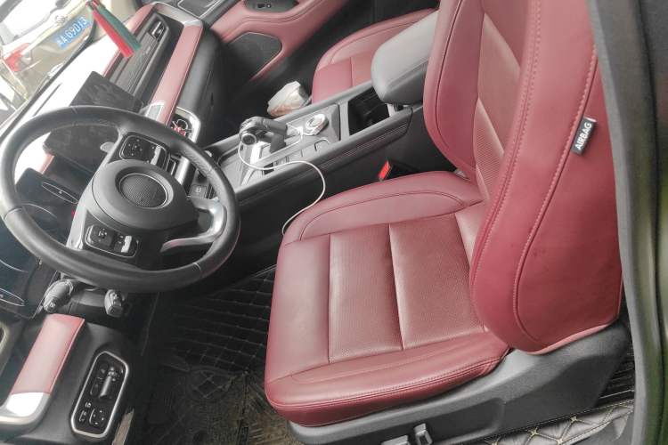 Used Great Wall Poer 2023 2.0T Off-Road Version Automatic Diesel Four-Wheel Drive High-End Edition Left Front Seat
