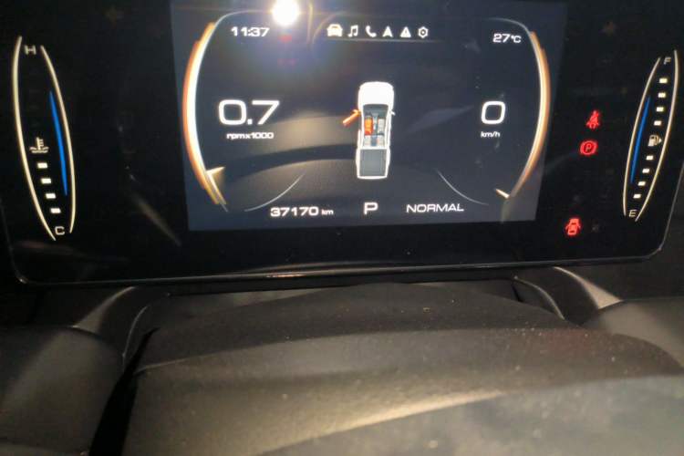 Used Great Wall Poer 2023 2.0T Passenger Version Automatic Diesel 4x4 Comfort Trim – GW4D20M Odometer Close Up