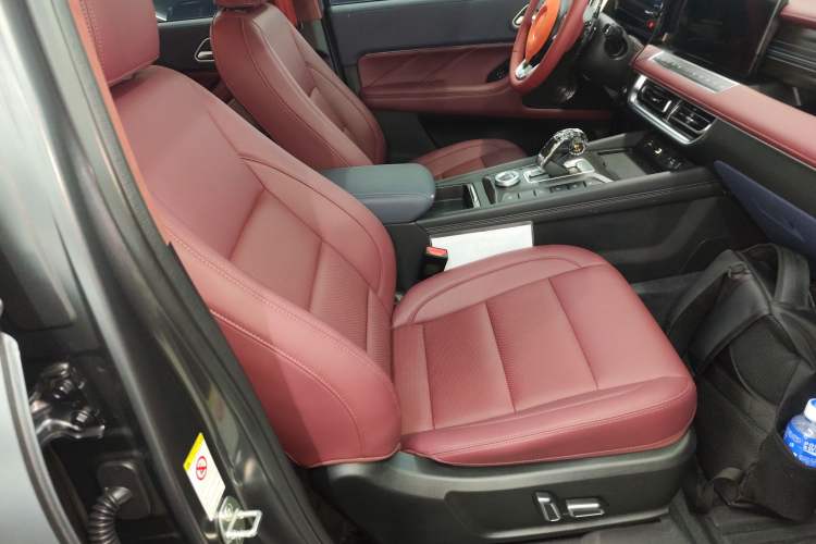 Used Great Wall Poer 2023 2.0T Firebolt Version GW4C20B Right Front Seat