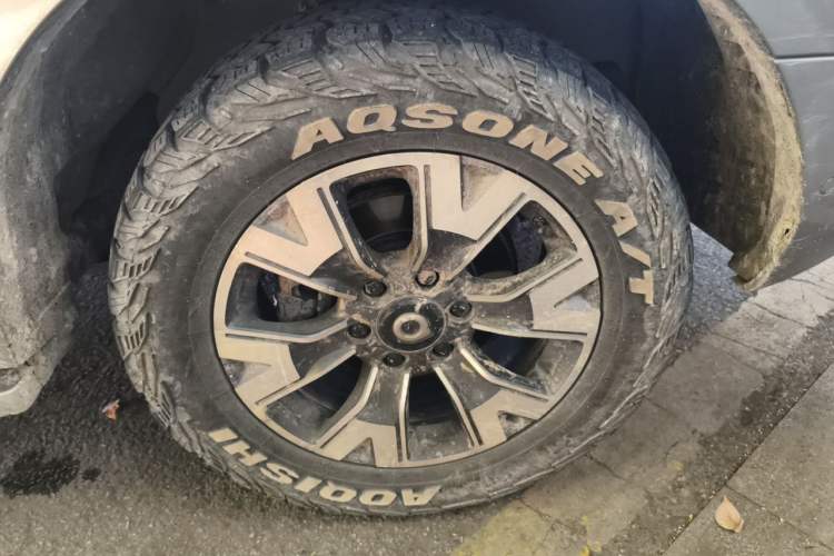 Used Great Wall Poer 2023 2.0T Passenger Version Automatic Diesel 4x4 Prestige Edition GW4D20M Right Front Wheel Hub