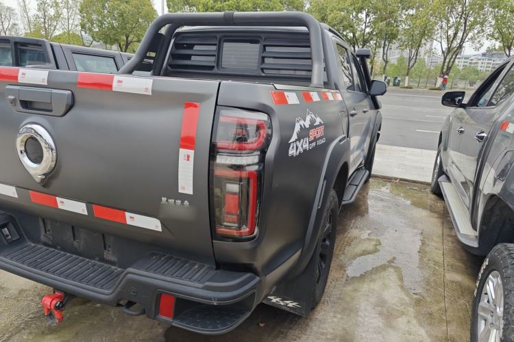 Used Great Wall Poer 2023 2.0T Off-Road Version Automatic Diesel Four-Wheel Drive High-End Edition Right Rear Taillight