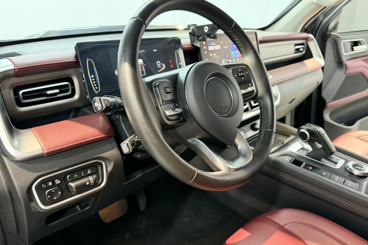 Used Great Wall Poer 2023 2.0T Off-Road Edition Automatic Diesel 4x4 Mount Everest Version Steering Wheel
