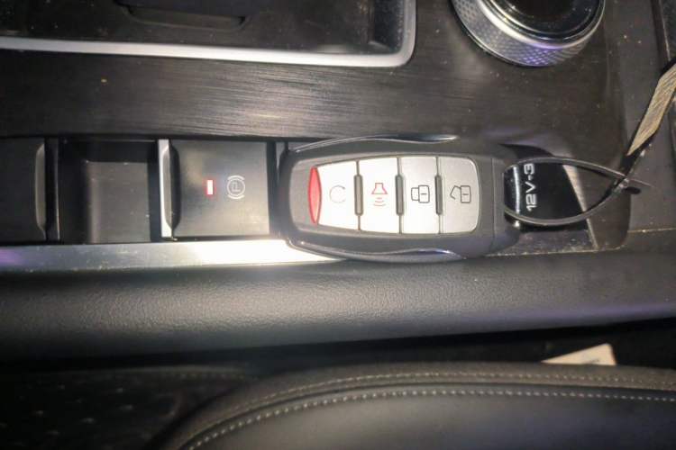 Used Great Wall Poer 2023 2.0T Passenger Version Automatic Diesel 4x4 Comfort Trim – GW4D20M Vehicle Key