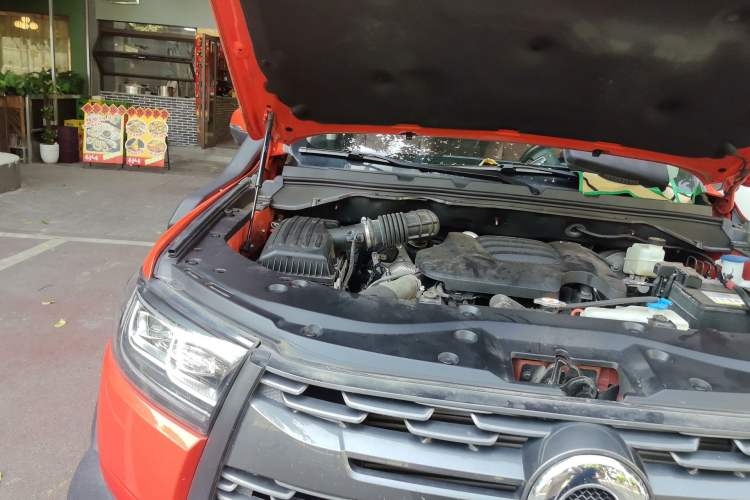Used Great Wall Poer 2023 2.0T Off-Road Edition Automatic Diesel 4x4 Limited Edition Engine Bay Right