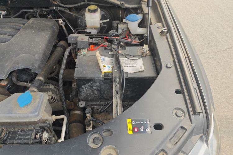 Used Great Wall Poer 2023 2.0T Firebolt Version GW4C20B Engine Bay Left