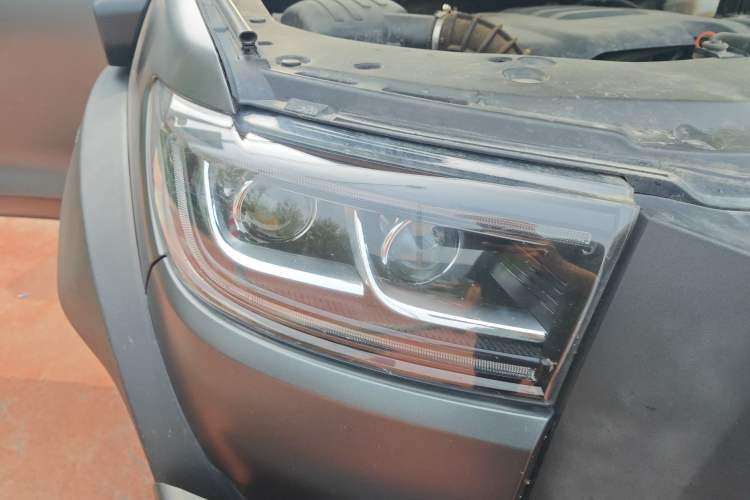 Used Great Wall Poer 2023 2.0T Firebolt Version GW4C20B Right Front Headlight