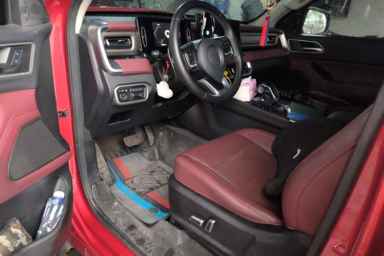 Used Great Wall Poer 2023 2.0T Off-Road Edition Automatic Diesel 4x4 Limited Edition Driver Seat