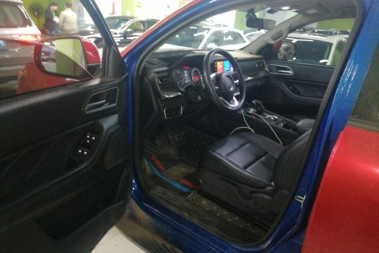 Used Great Wall Poer 2023 2.0T Commercial Version Automatic Diesel 4x4 Elite Long-Box GW4D20M Driver Seat