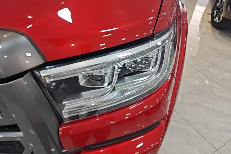 Used Great Wall Poer 2023 2.0T Passenger Version Automatic Diesel 4x4 Comfort Trim – GW4D20M Left Front Headlight
