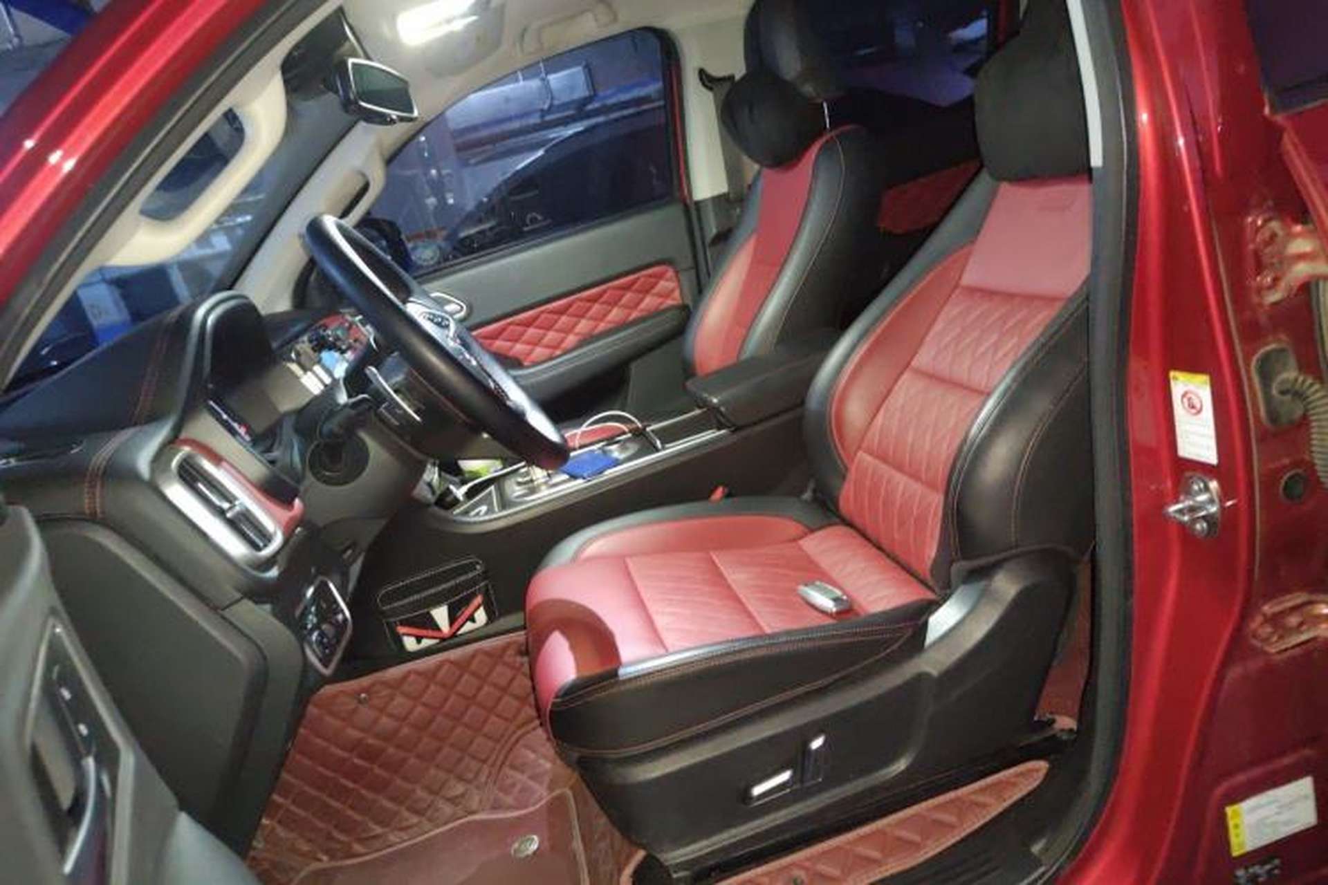 Used Great Wall Poer 2023 2.0T Off-Road Edition Automatic Gasoline Four-Wheel Drive – High-End Version Left Front Seat