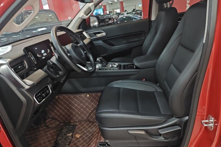 Used Great Wall Poer 2023 2.0T Passenger Version Automatic Diesel 4x4 Comfort Trim – GW4D20M Left Front Seat