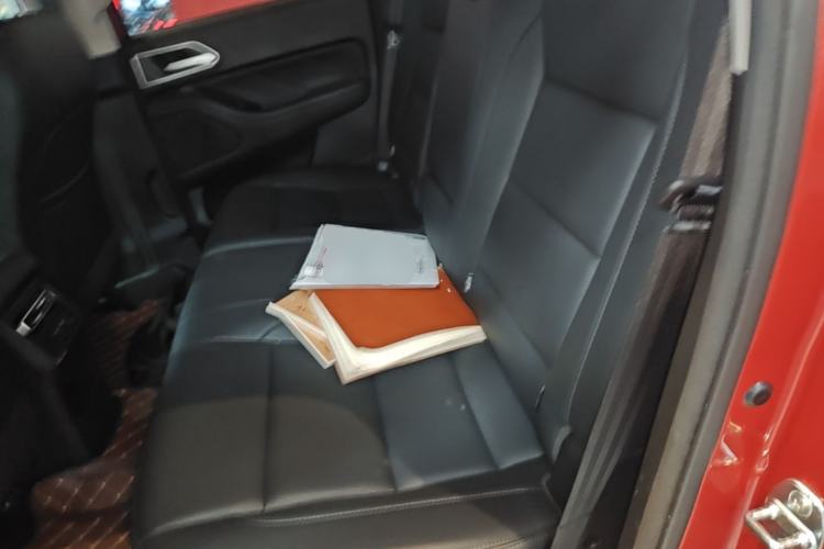 Used Great Wall Poer 2023 2.0T Passenger Version Automatic Diesel 4x4 Comfort Trim – GW4D20M Left Rear Seat