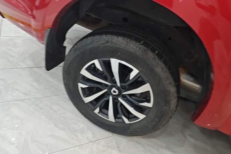 Used Great Wall Poer 2023 2.0T Passenger Version Automatic Diesel 4x4 Comfort Trim – GW4D20M Right Rear Wheel Hub