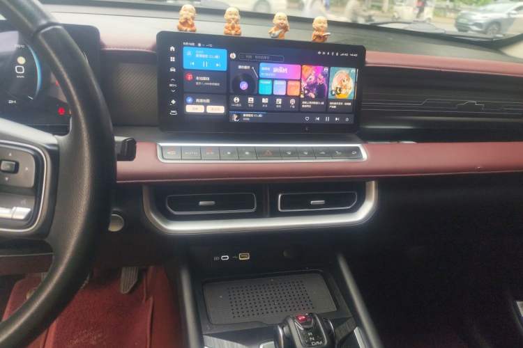 Used Great Wall Poer 2023 2.0T Off-Road Edition Automatic Diesel 4x4 Mount Everest Version Audio And AC Panel