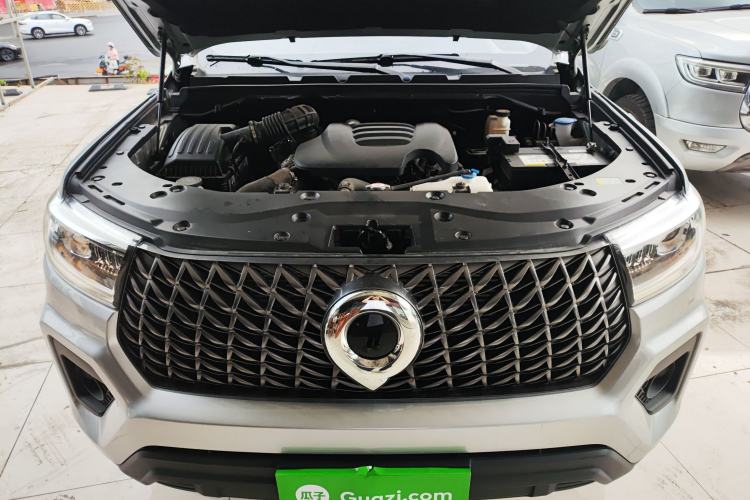 Used Great Wall Poer 2023 2.0T Commercial Version Automatic Diesel Two-Wheel Drive Elite Trim with Long Bed – GW4D20M Engine Bay