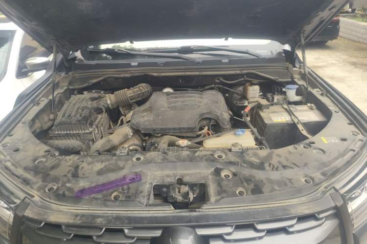Used Great Wall Poer 2023 2.0T Off-Road Edition Automatic Diesel 4x4 Mount Everest Version Engine Bay