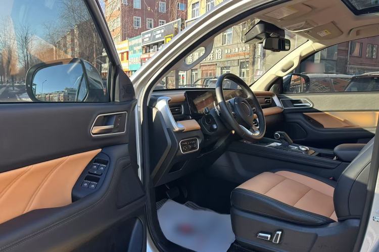 Used Great Wall Poer 2023 2.0T Passenger Version Automatic Diesel 4x4 Sporty GW4D20M Interior 3