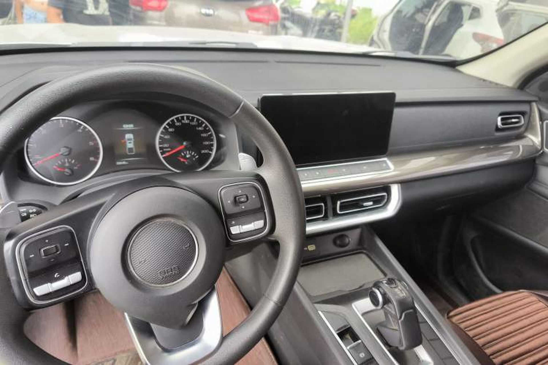 Used Great Wall Poer 2023 2.0T Commercial Version Automatic Diesel Two-Wheel Drive Elite Trim with Long Bed – GW4D20M Interior 3