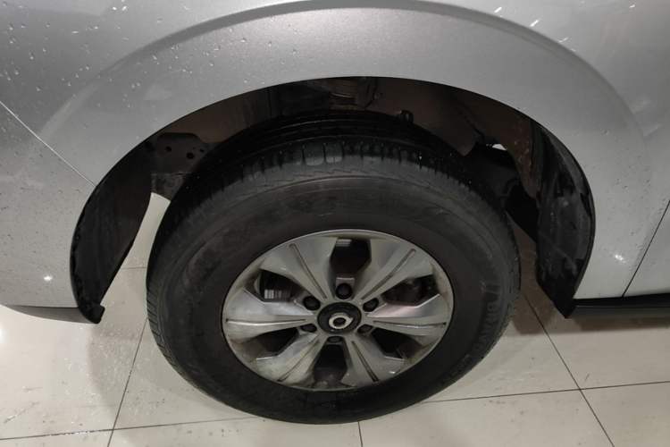 Used Great Wall Poer 2023 2.0T Commercial Version Automatic Diesel Two-Wheel Drive Elite Trim with Long Bed – GW4D20M Left Front Wheel Hub