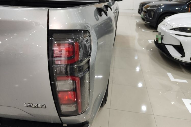 Used Great Wall Poer 2023 2.0T Commercial Version Automatic Diesel Two-Wheel Drive Elite Trim with Long Bed – GW4D20M Right Rear Taillight