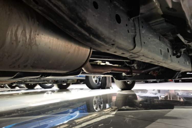 Used Great Wall Poer 2023 2.0T Commercial Version Automatic Gasoline 4x4 Navigation-Ready Long-Box GW4C20B Right Side Sill