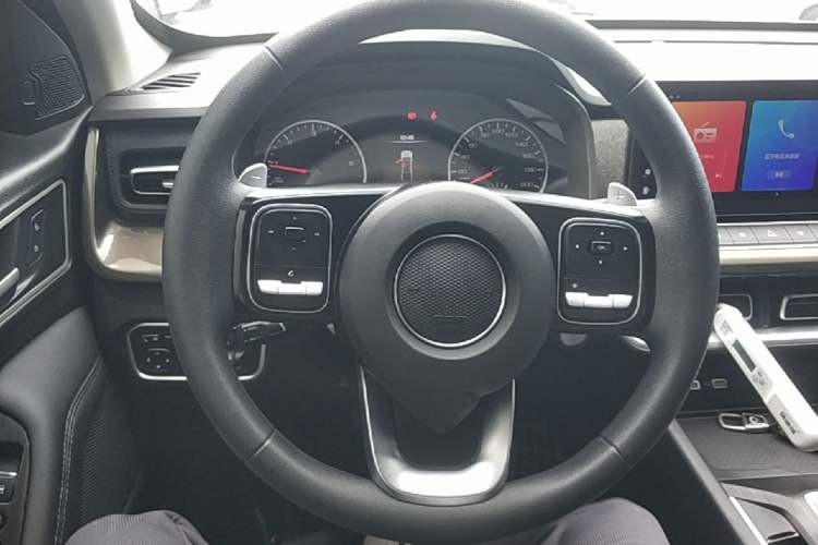 Used Great Wall Poer 2023 2.0T Commercial Version Automatic Diesel Two-Wheel Drive Elite Trim with Long Bed – GW4D20M Steering Wheel