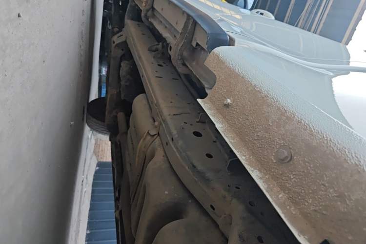 Used Great Wall Poer 2023 2.0T Commercial Version Automatic Diesel 4x4 Elite Long-Box GW4D20M Chassis Rear Left