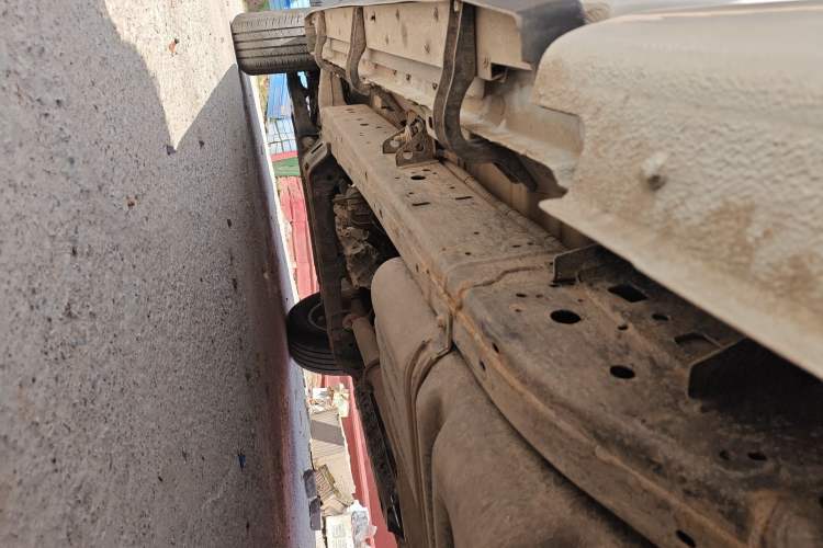 Used Great Wall Poer 2023 2.0T Commercial Version Automatic Diesel 4x4 Elite Long-Box GW4D20M Chassis Rear Left