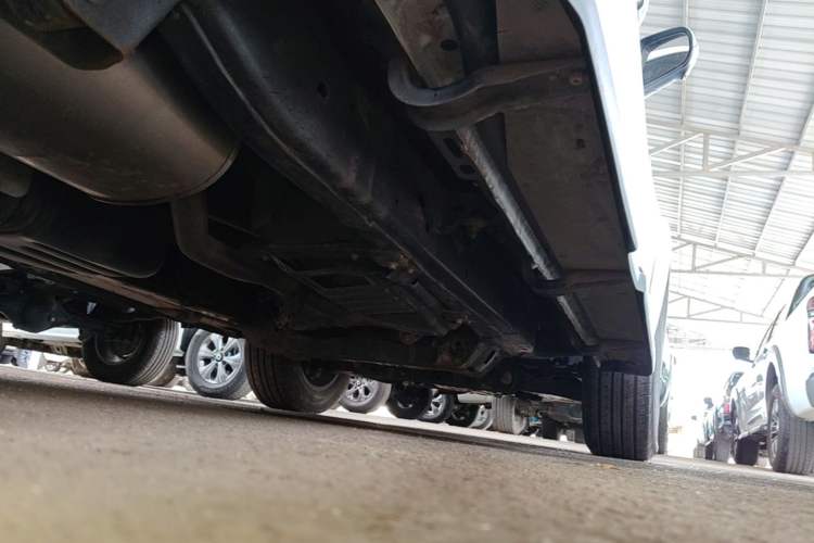 Used Great Wall Poer 2023 2.0T Passenger Version Automatic Diesel 4x4 Comfort Trim – GW4D20M Chassis Rear Right